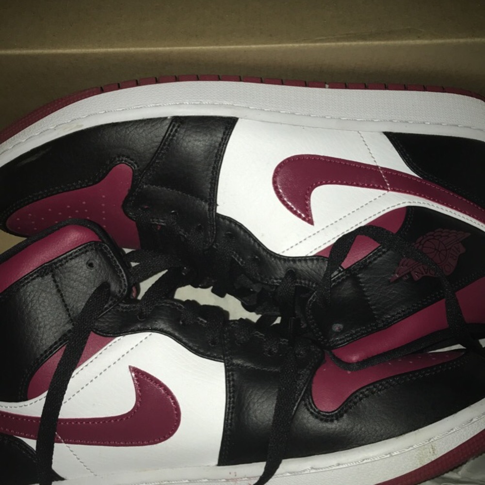 Air Jordan 1